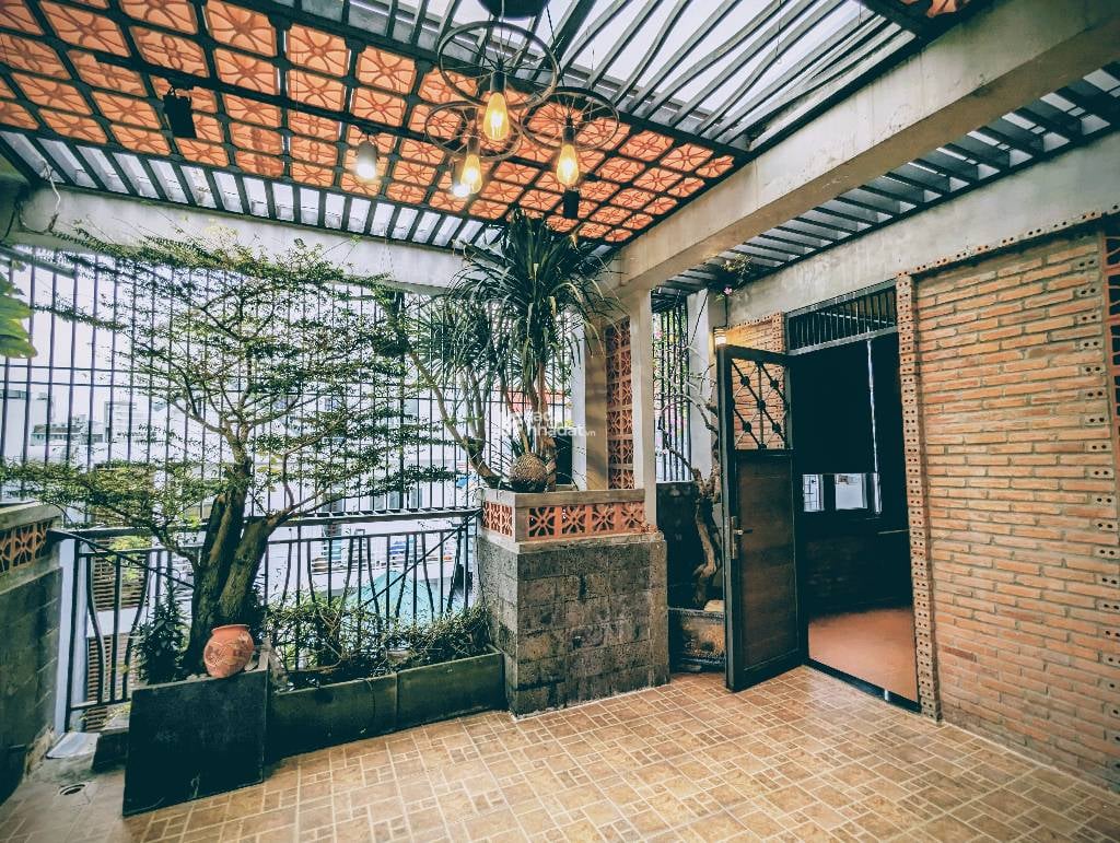 NHÀ PHỐ HIỆN ĐẠI 4 TẦNG - DƯƠNG BÁ TRẠC-Q.8-DT: 8*12M- 18 TỶ