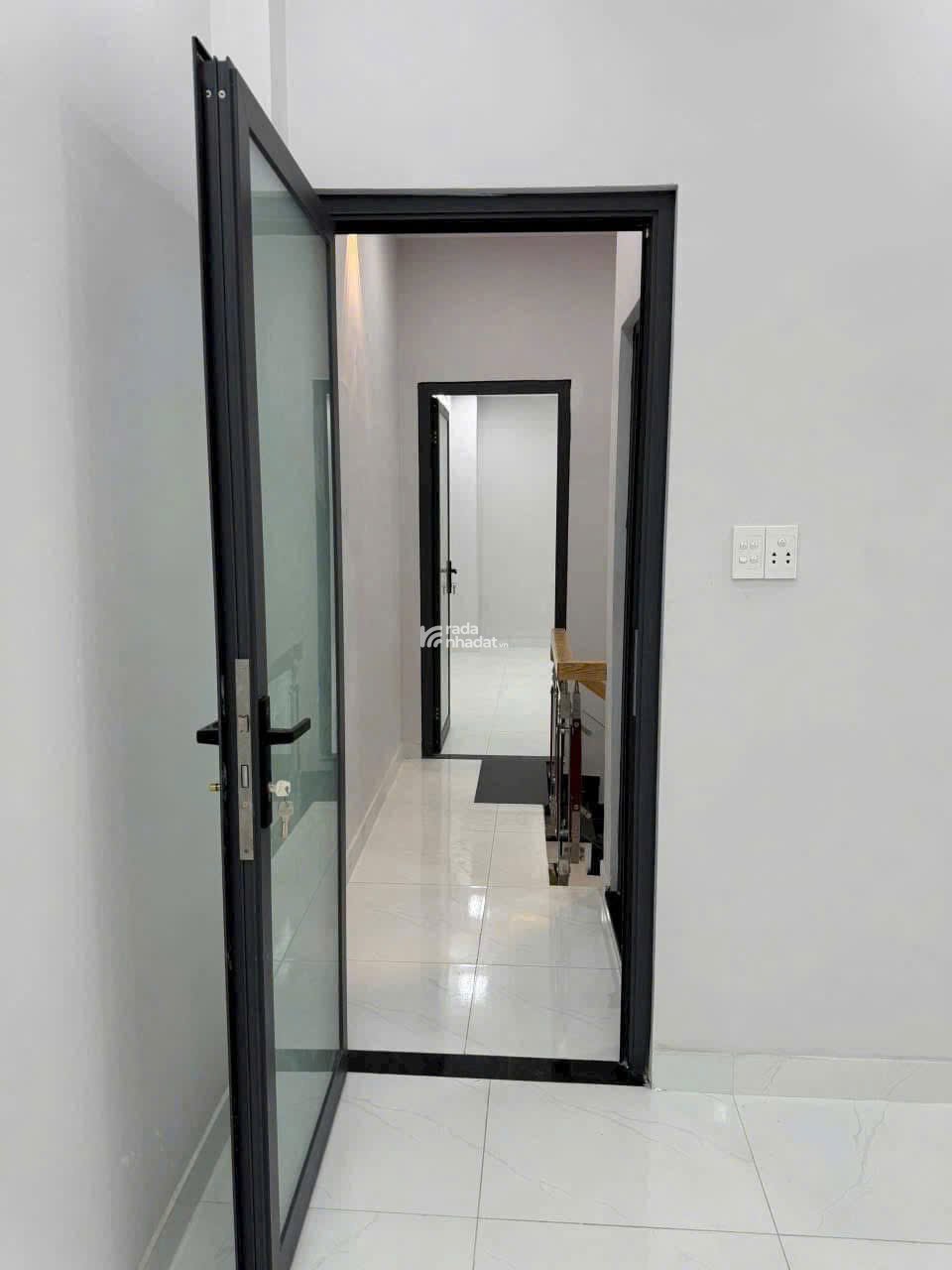 BÁN NHÀ ĐƯỜNG NGÔ THỊ THU MINH TÂN BÌNH, 3 TỶ 360TR, 53.6M2, SHR, HẺM OTO.