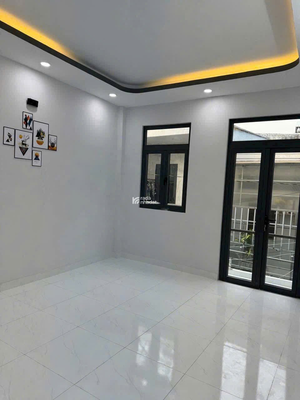 BÁN NHÀ ĐƯỜNG NGÔ THỊ THU MINH TÂN BÌNH, 3 TỶ 360TR, 53.6M2, SHR, HẺM OTO.