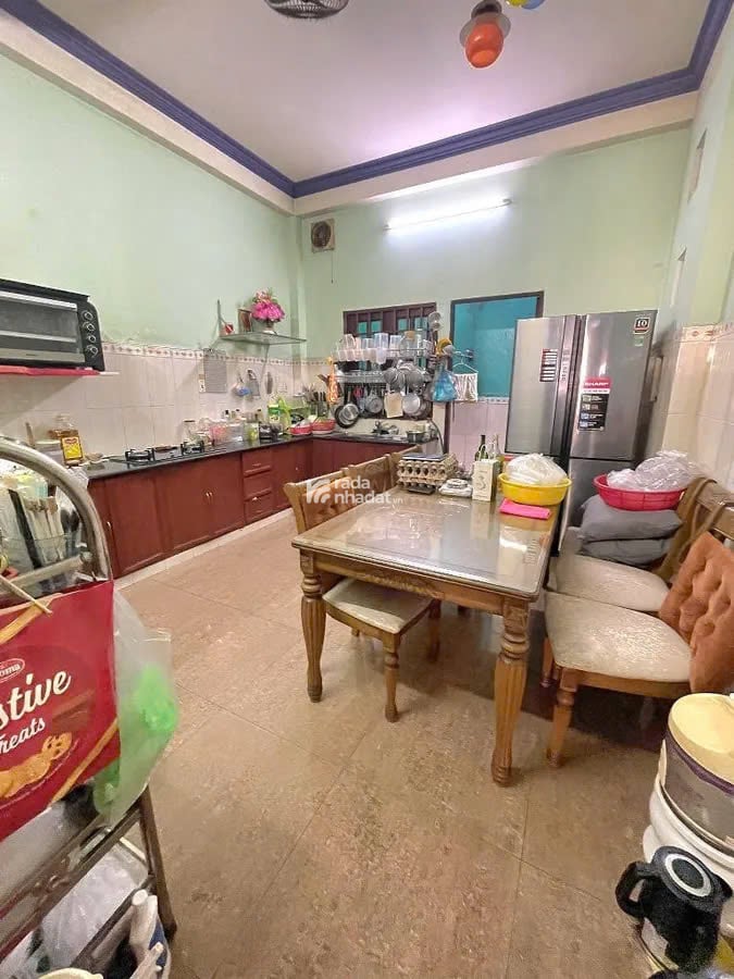 Nhà Trịnh Đình Trọng, đường 12m, 62m2, 3 tầng, 4PN, 10.5 tỷ TL