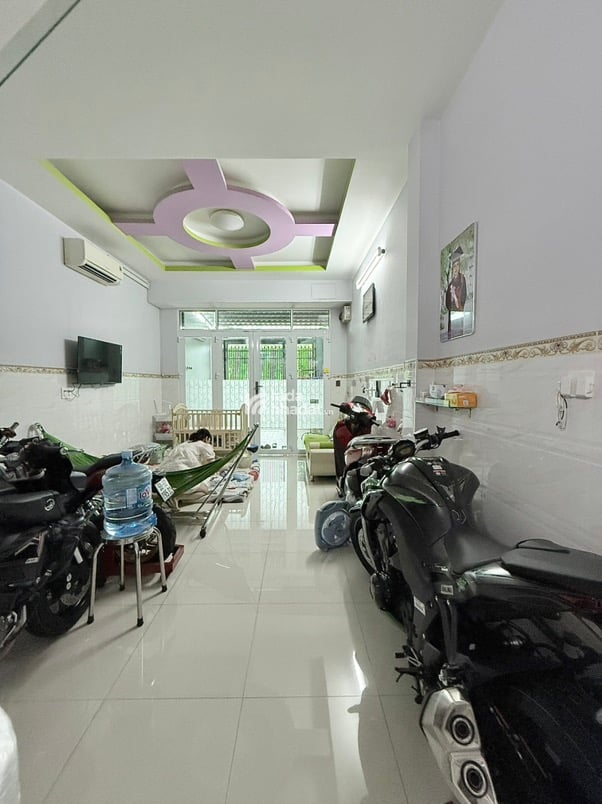 MẶT TIỀN ĐƯỜNG 995 -HỒNG BÀNG, PHƯỜNG 12, QUẬN 6 DT: 61M2- 8 TỶ 7