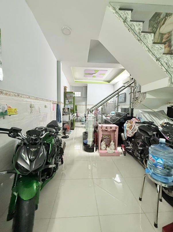 MẶT TIỀN ĐƯỜNG 995 -HỒNG BÀNG, PHƯỜNG 12, QUẬN 6 DT: 61M2- 8 TỶ 7