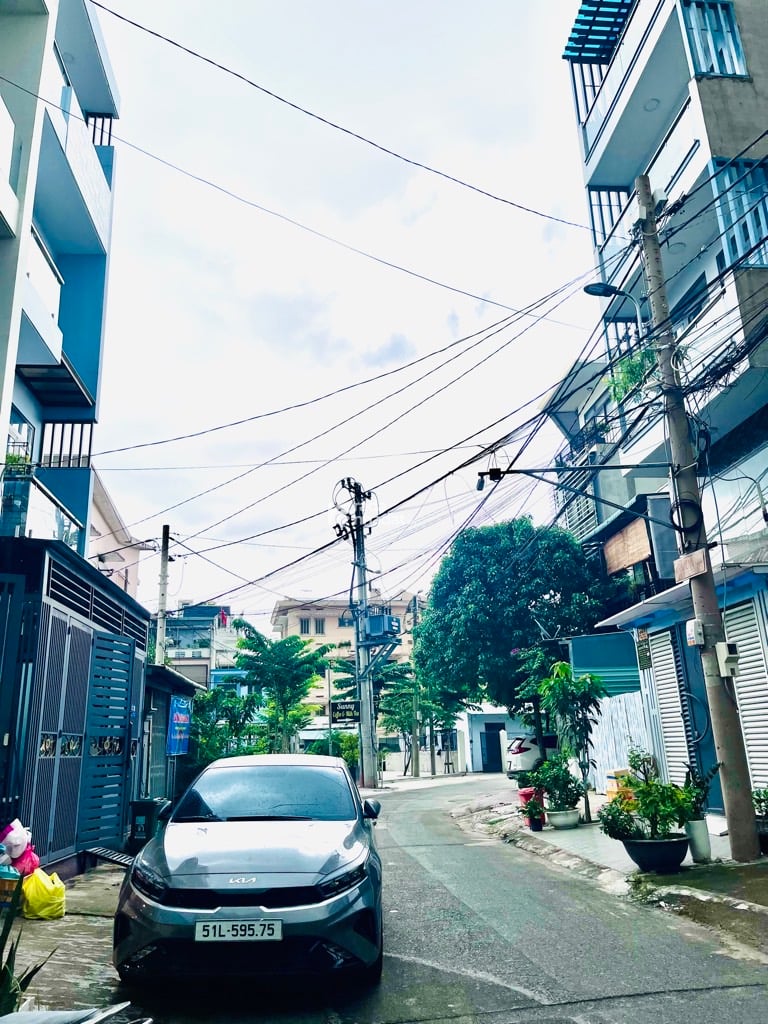 MẶT TIỀN KD CỰC HOT, KHU CƯ XÁ ĐIỆN LỰC TRƯỜNG THỌ, 3 TẦNG, 5X14 NHỈNH 10 TỶ.
