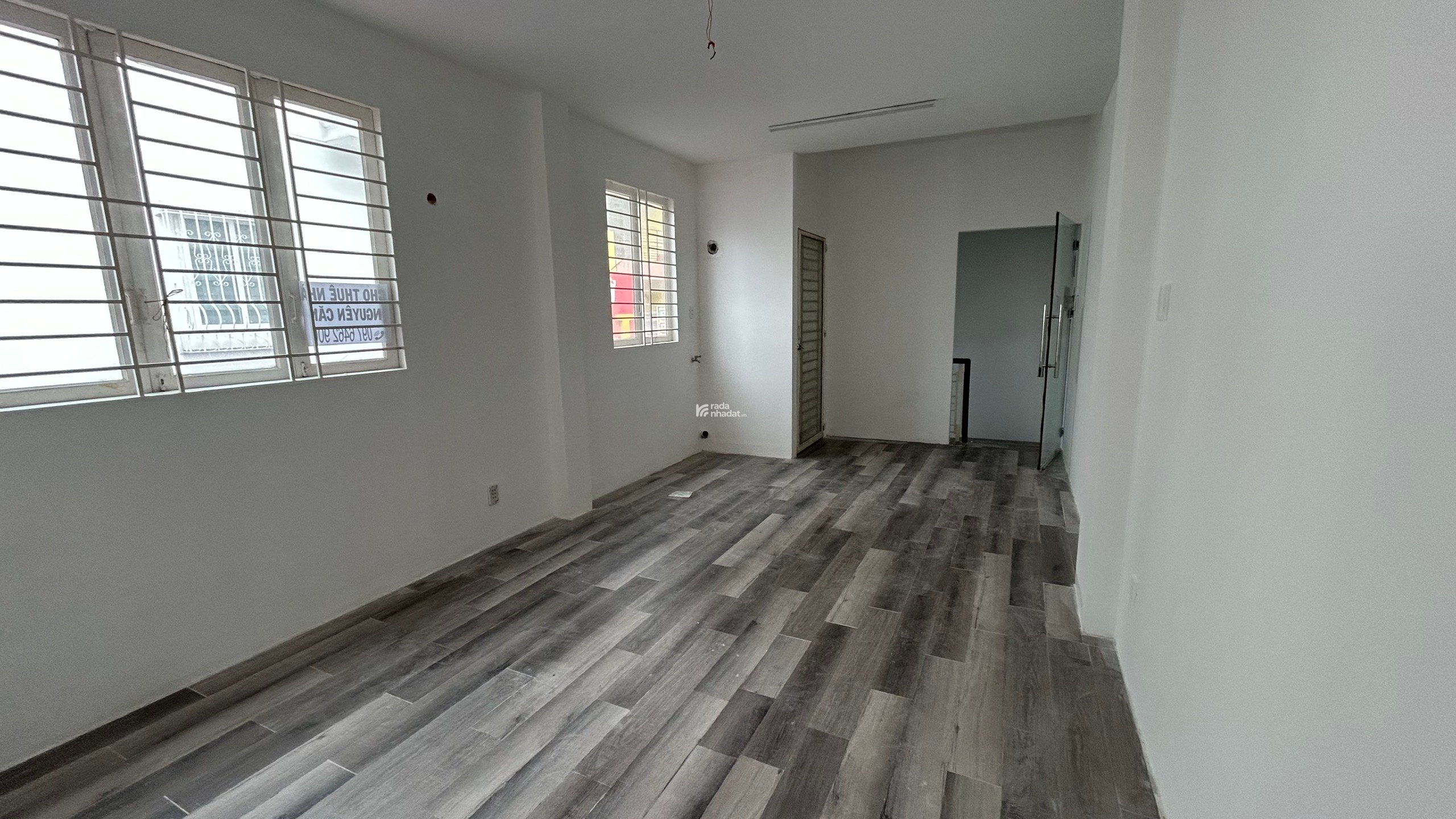 Cho thuê nhà 2 mặt tiền Điện Biên Phủ, Quận 3, 1 Trệt 1 Lầu, nhà mới. A Hùng chủ nhà 0976462900
