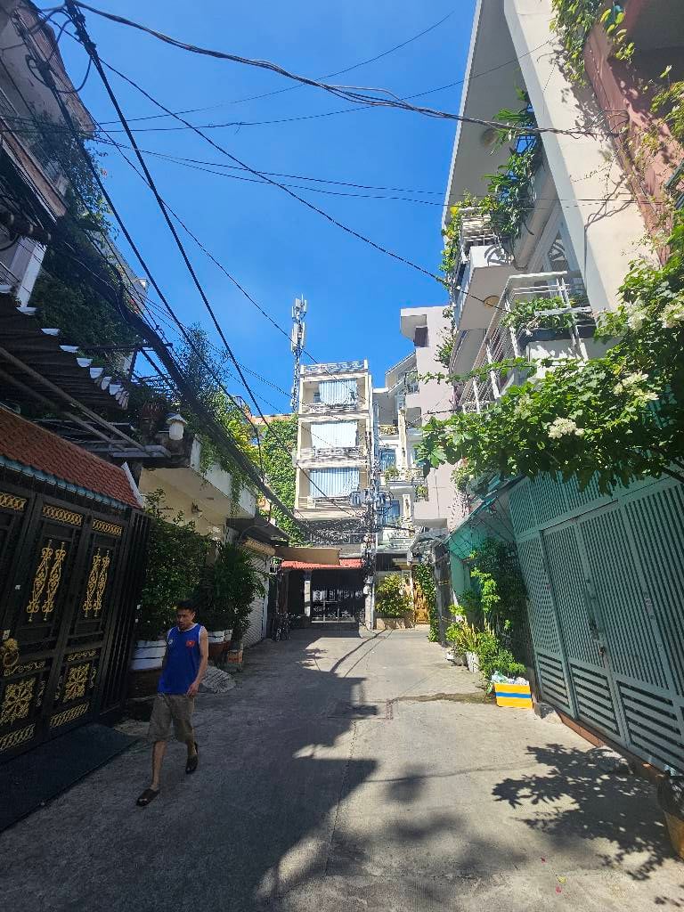 NGAY CHỢ VẢI, HẺM XE HƠI NGUYỄN SƠN, TÂN PHÚ, 48M2 NGANG HIẾM CÓ. GIẢM 550TR CHỈ 4.25T TL TỐT