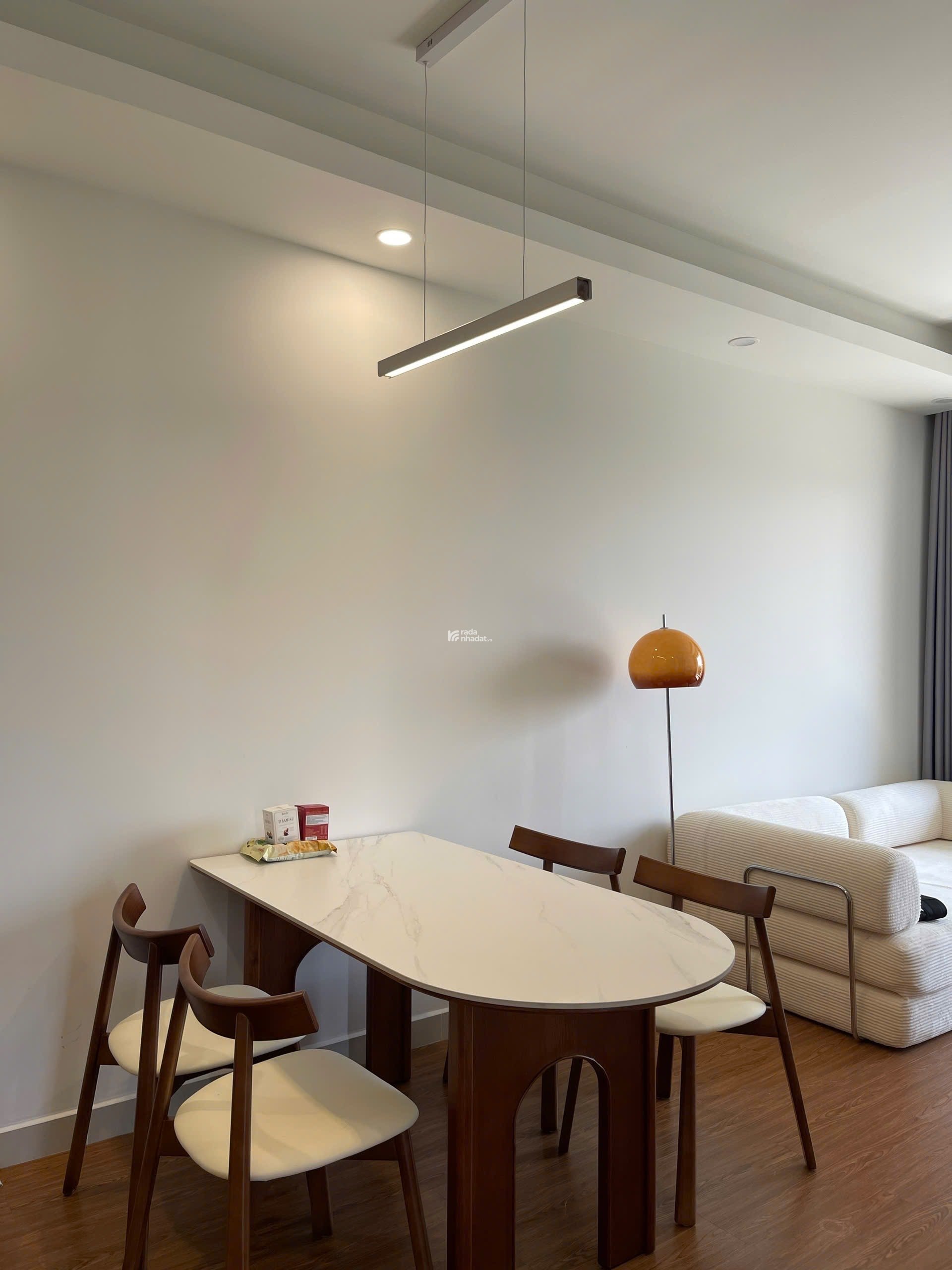 73m2 - 13 triệu/tháng - 2PN2WC full nội thất tầng 8 - Q7 Riverside