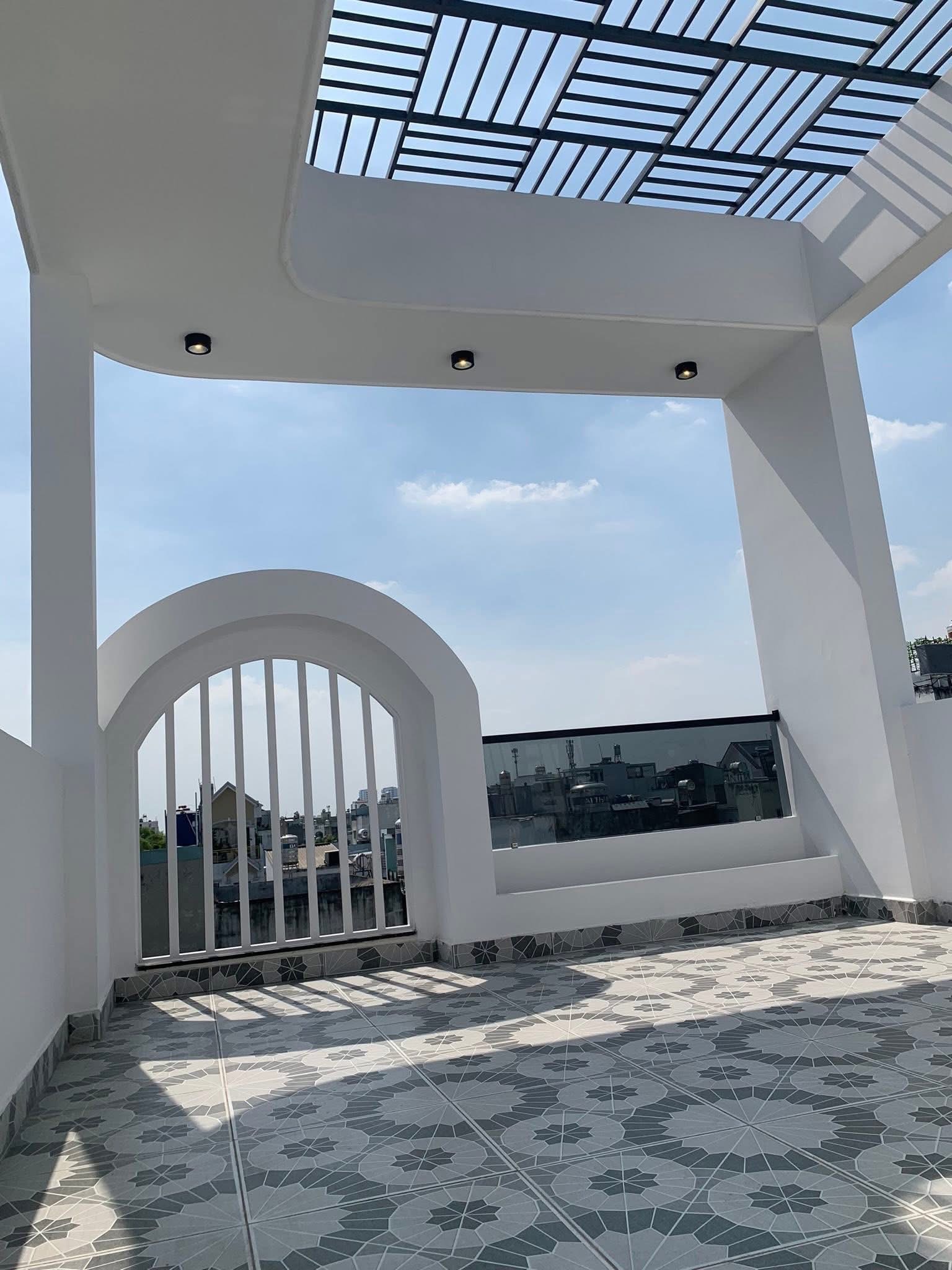 Bán gấp căn nhà tâm huyết Đoàn Văn Bơ - 50m2 - 3tỷ780 TL- bao sang tên SHR