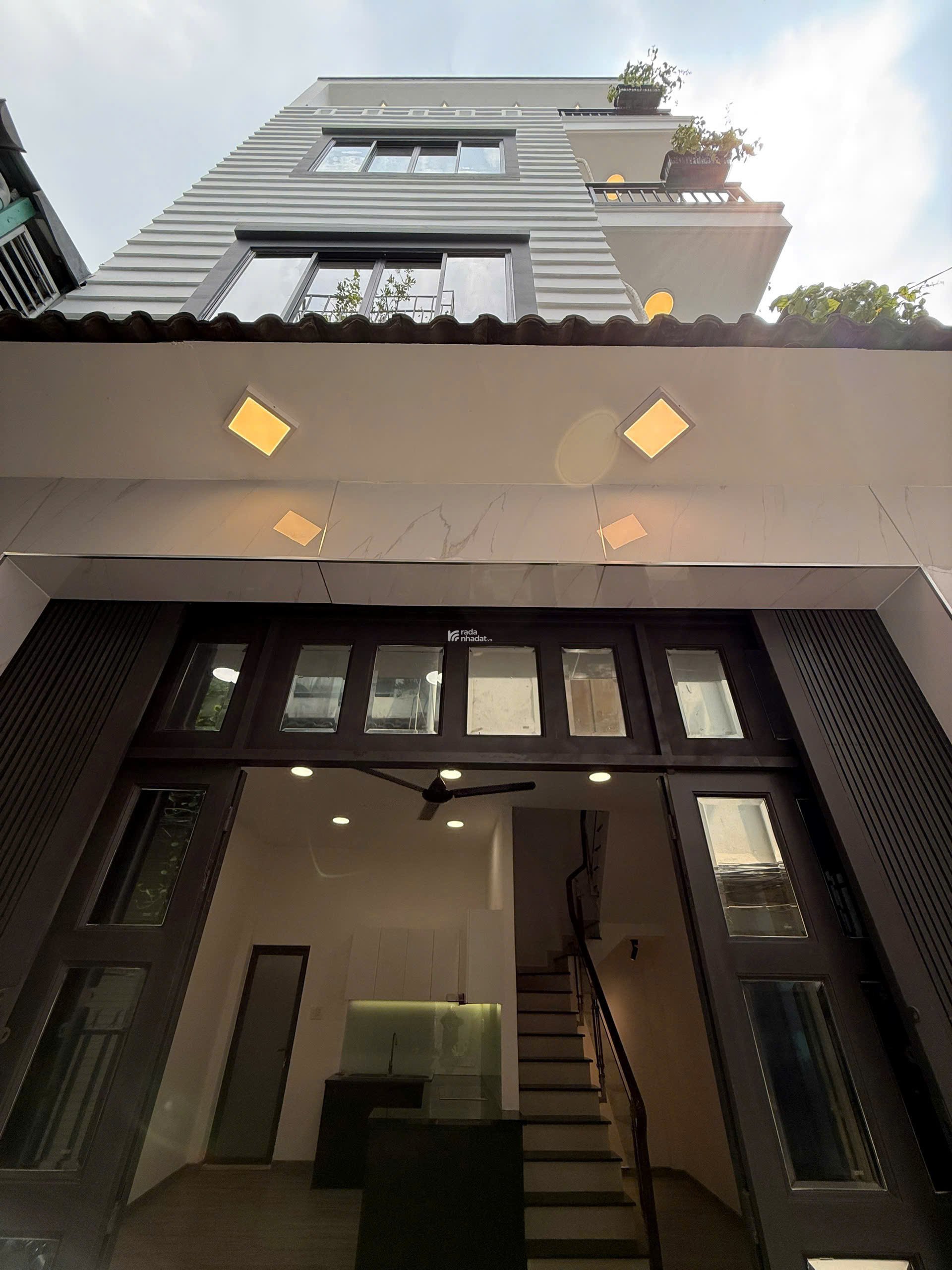 SIÊU PHẨM 7.78 tỷ KẾT CẤU KHỦNG NGAY LÊ HỒNG PHONG - Q10