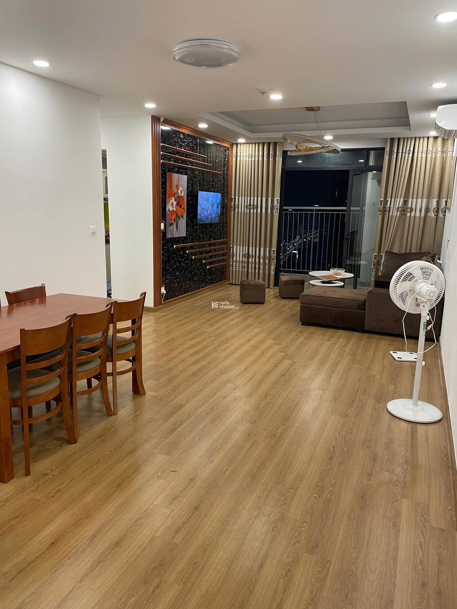 Giá siêu tốt! Chủ nhà gửi bán gấp căn hộ 116m2 full đồ đẹp, giá cực tốt liên hệ Em Đăng 098305102