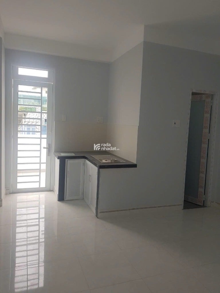 NHÀ 4 TẦNG MỚI XÂY 11 PHÒNG NGỦ NGAY CẦU NGUYỄN TRI PHƯƠNG.