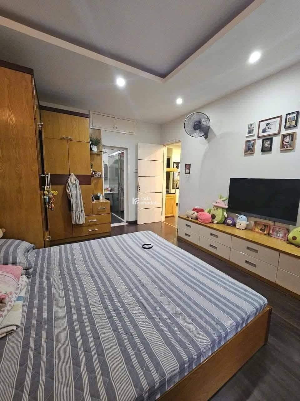 Bán CC tại Sky Light, Minh Khai, 6,1 tỷ, 100m2, giá siêu hời