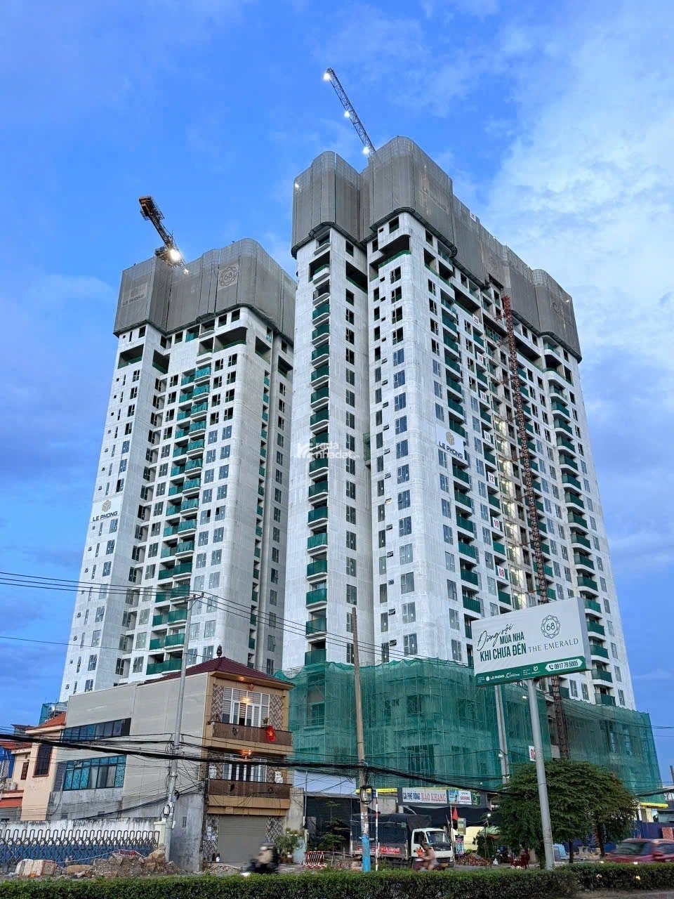 MUA NHÀ BẰNG LƯƠNG 10TR/ THÁNG, CĂN HỘ THE EMERALD 68