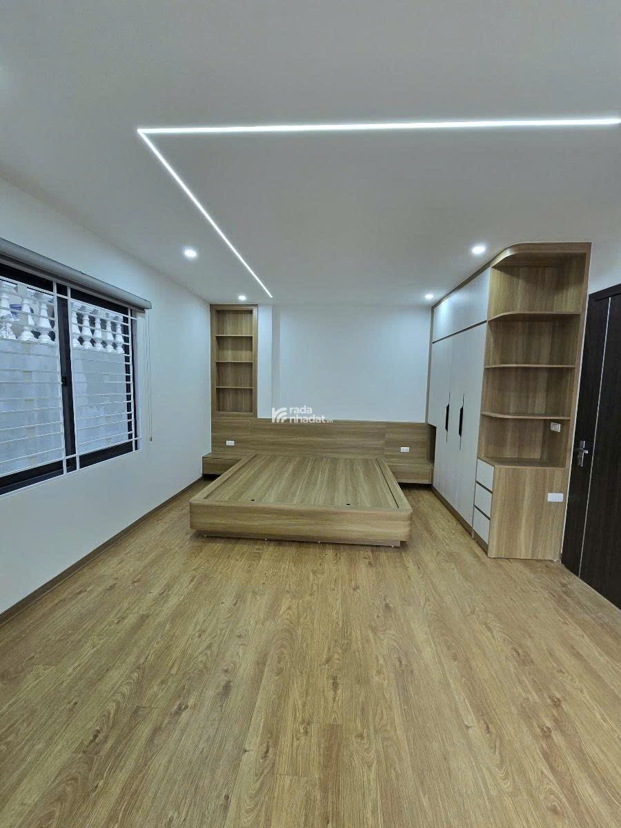 Bán nhà phố Thái Hà DT 38m 6T thang máy, ô tô đỗ cửa full nội thất giá chỉ hơn 10 tỷ