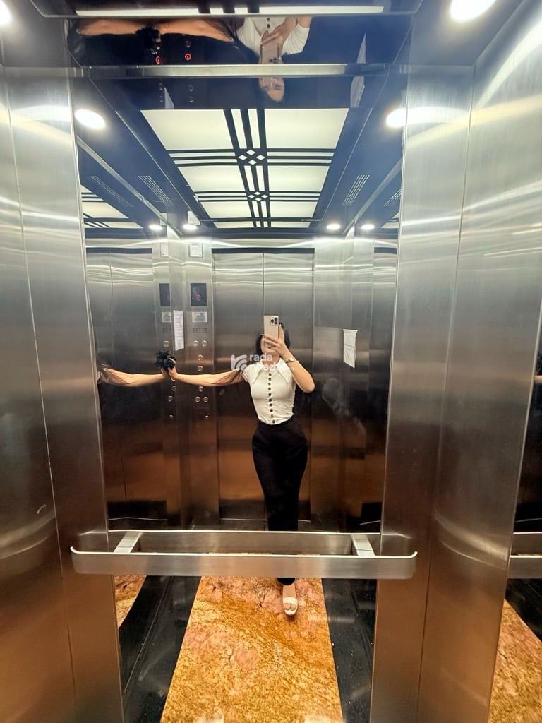 BÁN CHDV 5 TẦNG- GIÁ 15.9 TỶ - THU NHẬP 80 TRIÊU / THÁNG- HIỆP NHẤT - TÂN BÌNH