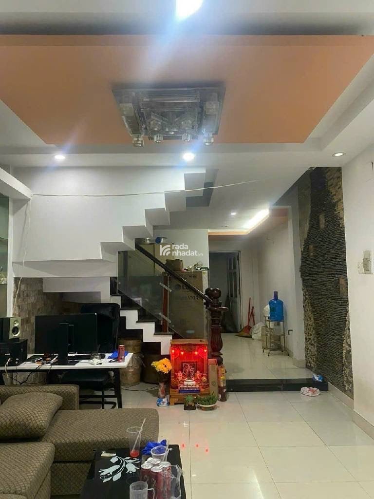 bán nhà gần lê trọng tấn kênh tham lương