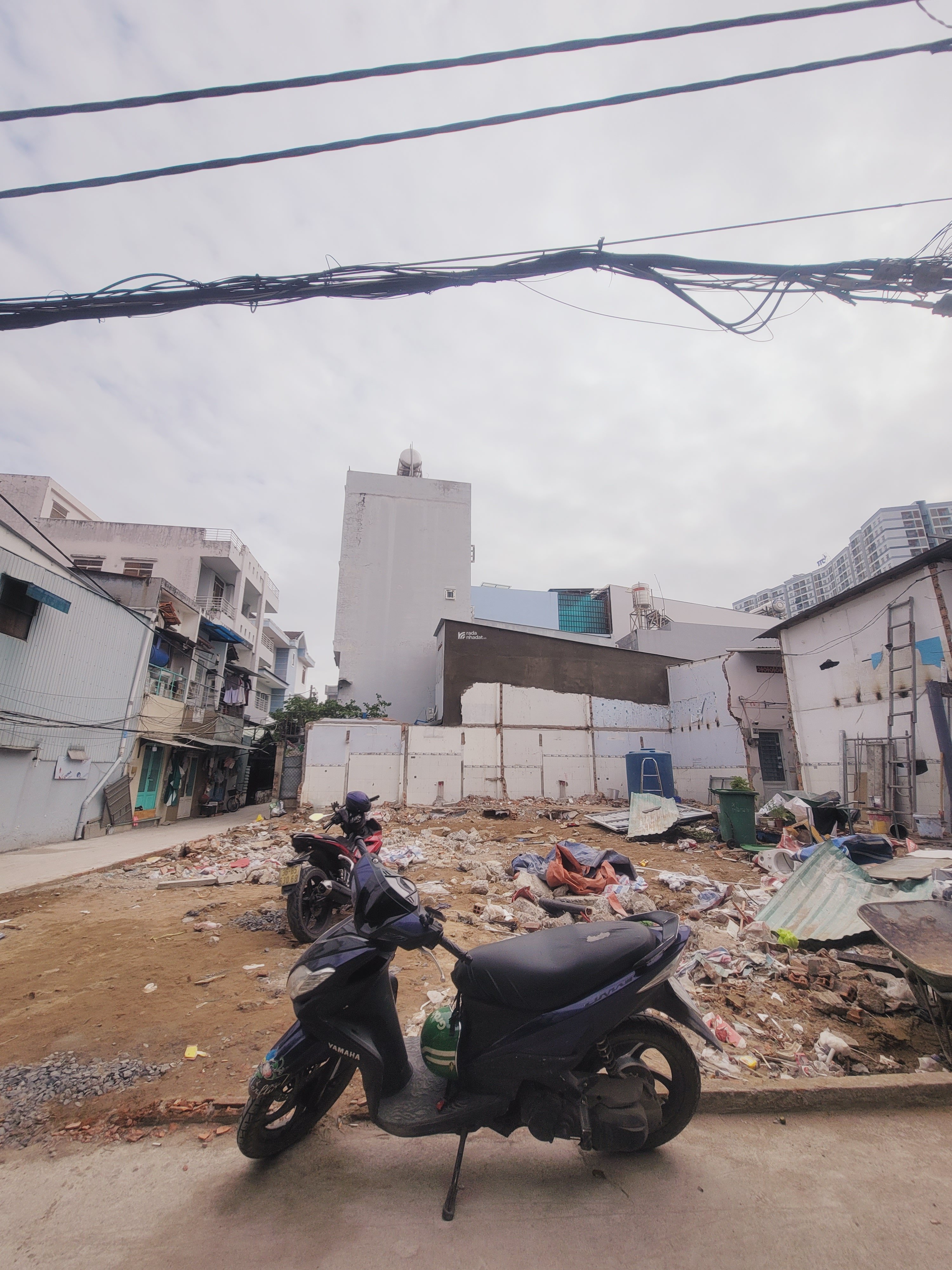 Ngay Điện Máy Xanh Nguyễn Thị Thập - Đất Hẻm 4m - Xây tự do - Sổ mới 2025 - Nhỉnh 4 tỷ 