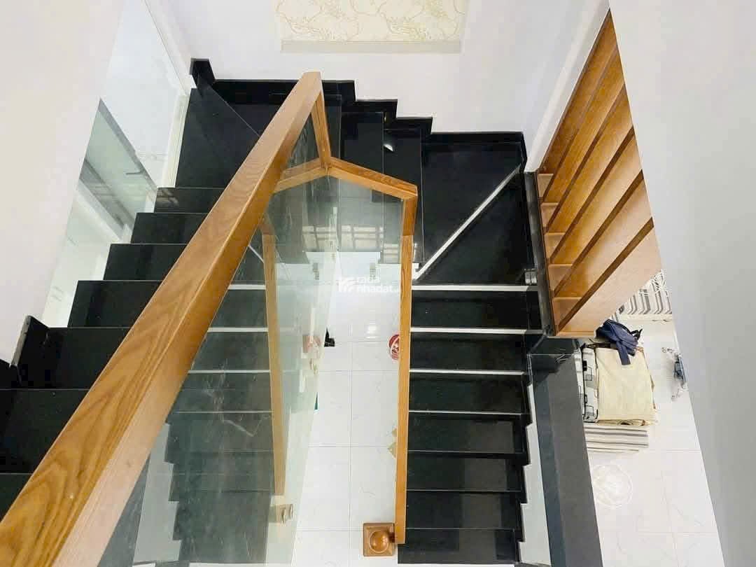 Cạnh KCX Tân Thuận - hẻm 5M ôtô ngủ trong nhà - nhà mới BTCT 4PN -4.2*15- chỉ nhỉnh 6T TL