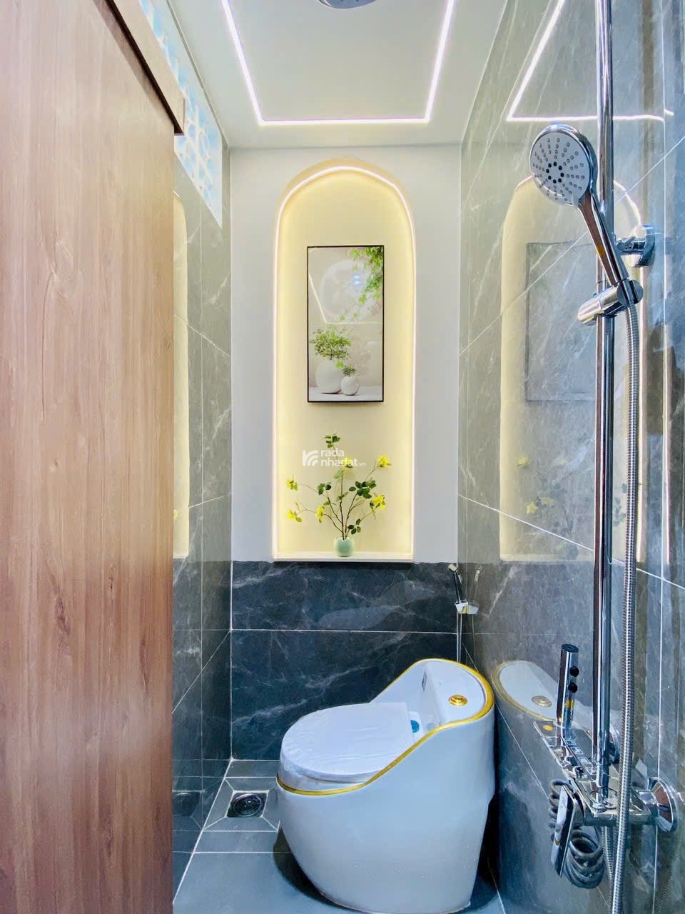 NHÀ GIÁ RẺ 33,8m2 giá 2 tỷ 550 1 trệt 2 lầu Đường Gò Dầu P Tân Quý  Tân Phú HCM