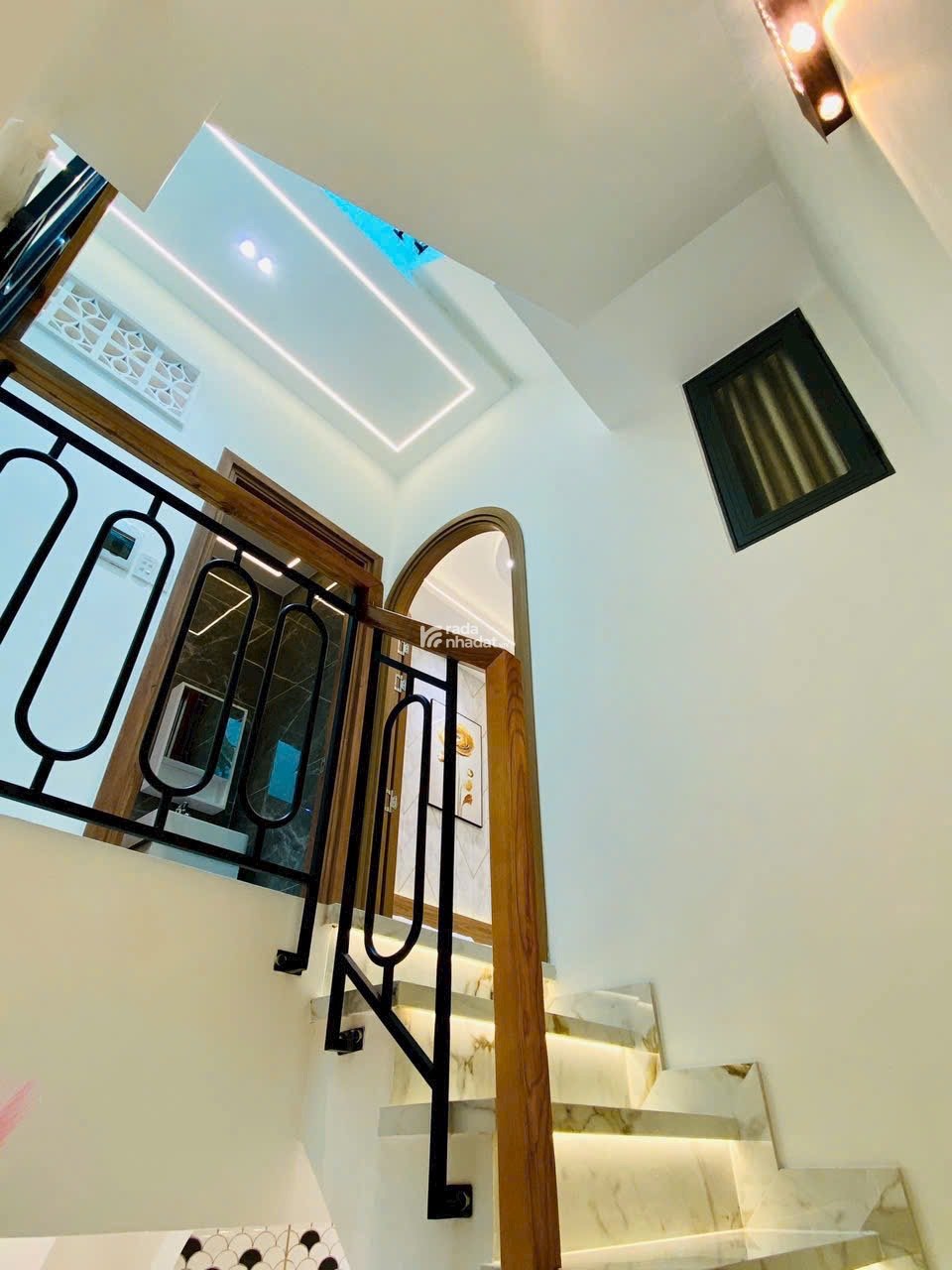 NHÀ GIÁ RẺ 33,8m2 giá 2 tỷ 550 1 trệt 2 lầu Đường Gò Dầu P Tân Quý  Tân Phú HCM