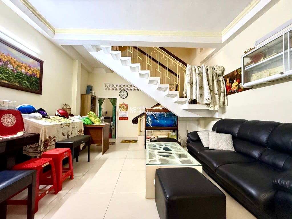 SÁT MT PHAN XÍCH LONG, PHÚ NHUẬN, 51M2 SẴN 3 TẦNG ĐÚC BTCT. GIẢM 350TR CHỈ 9.5T TL 