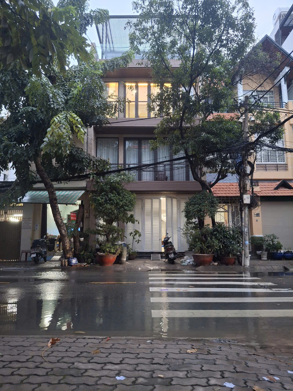 nhà đường 40 khu tân quy đông phường tân phong Q7, dt 6x15m 3 lầu giá tốt đầu tư