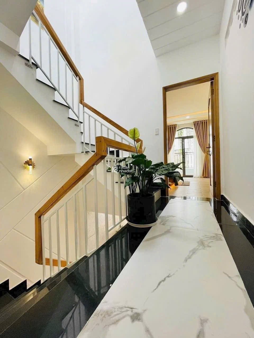 BÁN ĐẤT TẶNG NHÀ 3 TẦNG MỚI FULL NỘI THẤT - DT 75M2 – GIÁ CHỈ 6.3 TỶ TL