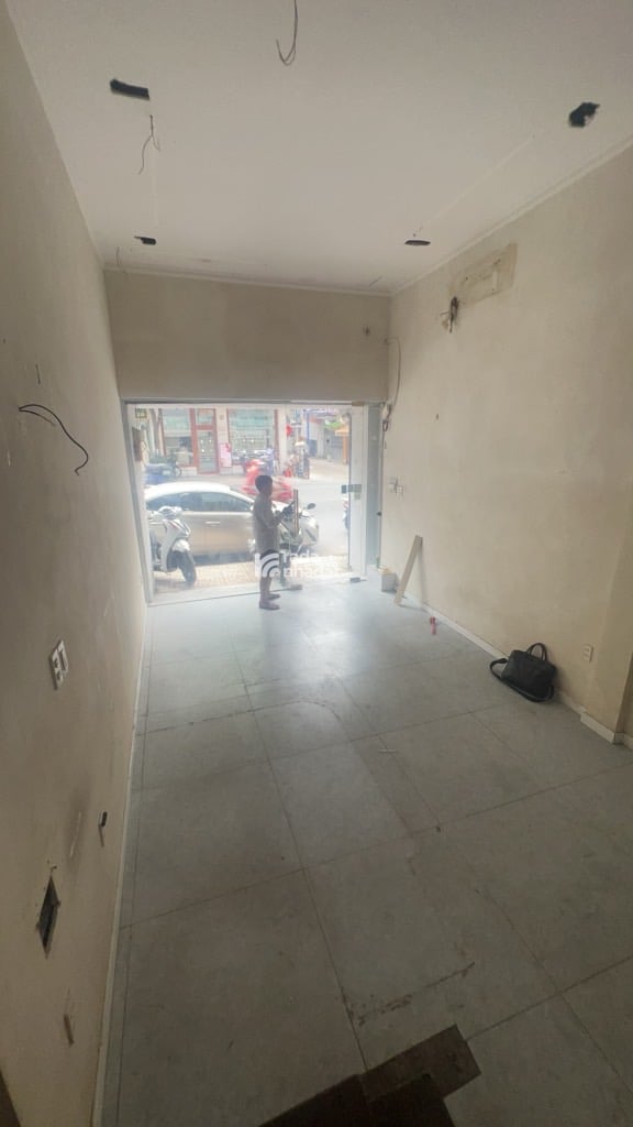 MẶT TIÊN KINH DOANH VÕ VĂN TẦN - 3 TẦNG- P. BÀN CỜ -Q.3- DT: 32M2- 27 TỶ