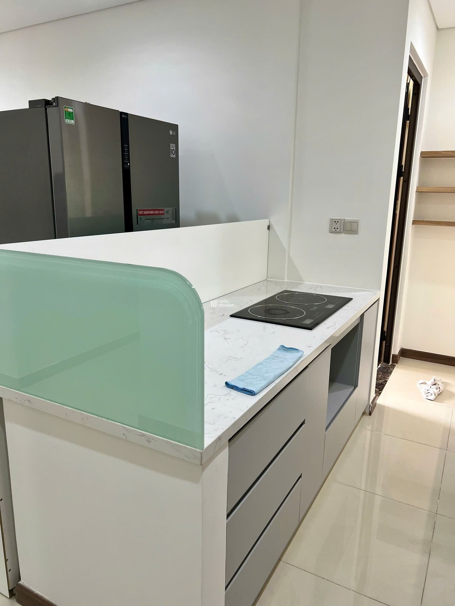 Chuyển công tác bán NO08 Giang Biên, Long Biên. 72m2. Để lại nội thất. Giá 3.23 tỷ. LH: 0981 716 ***
