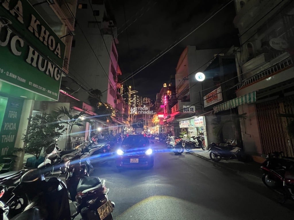 Mặt tiền Đường KHU PHỐ ẨM THỰC NHẬT - Đoạn sung nhất - KINH DOANH SUSHI, Quán Bar,... - Giáp Quận 1