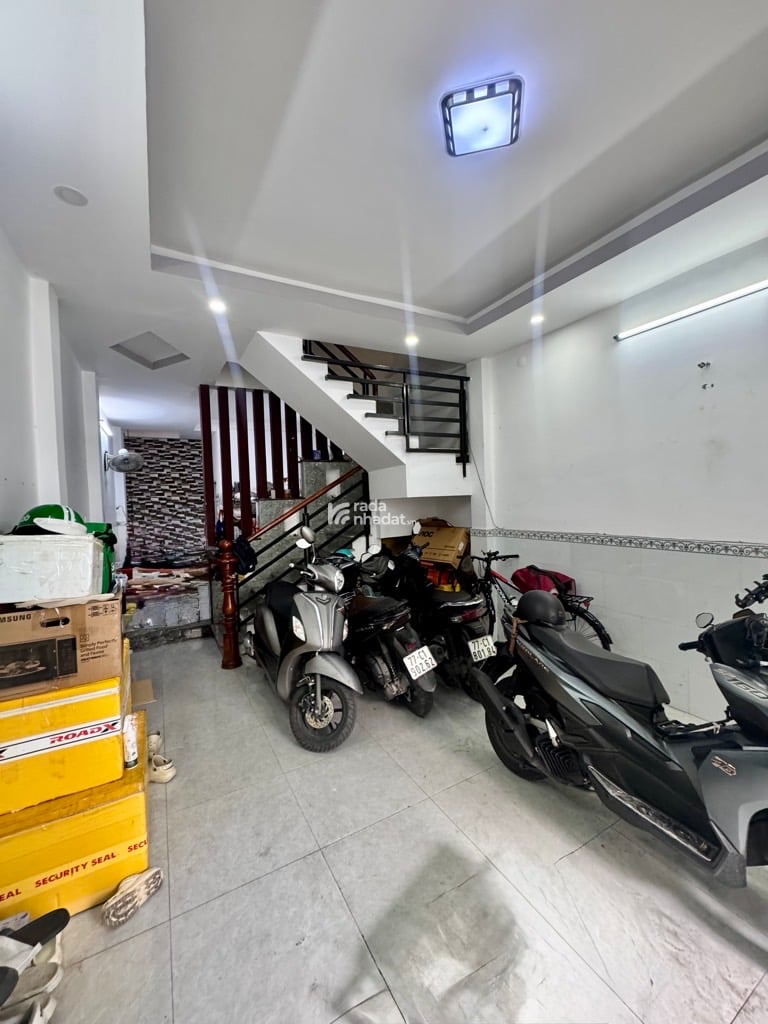 SIÊU PHẨM HXH NGUYỄN XÍ, BÌNH THẠNH, 45M2 TIỆN XÂY MỚI. GIẢM 650TR CHỈ 6.3T TL 