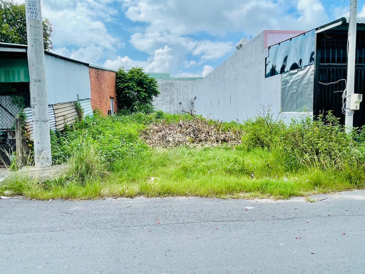  CHÍNH CHỦ CẦN BÁN GẤP LÔ ĐẤT ĐẸP ĐƯỜNG NHÁNH NGUYỄN THỊ LẮNG 