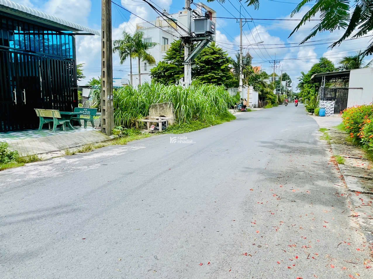  CHÍNH CHỦ CẦN BÁN GẤP LÔ ĐẤT ĐẸP ĐƯỜNG NHÁNH NGUYỄN THỊ LẮNG 