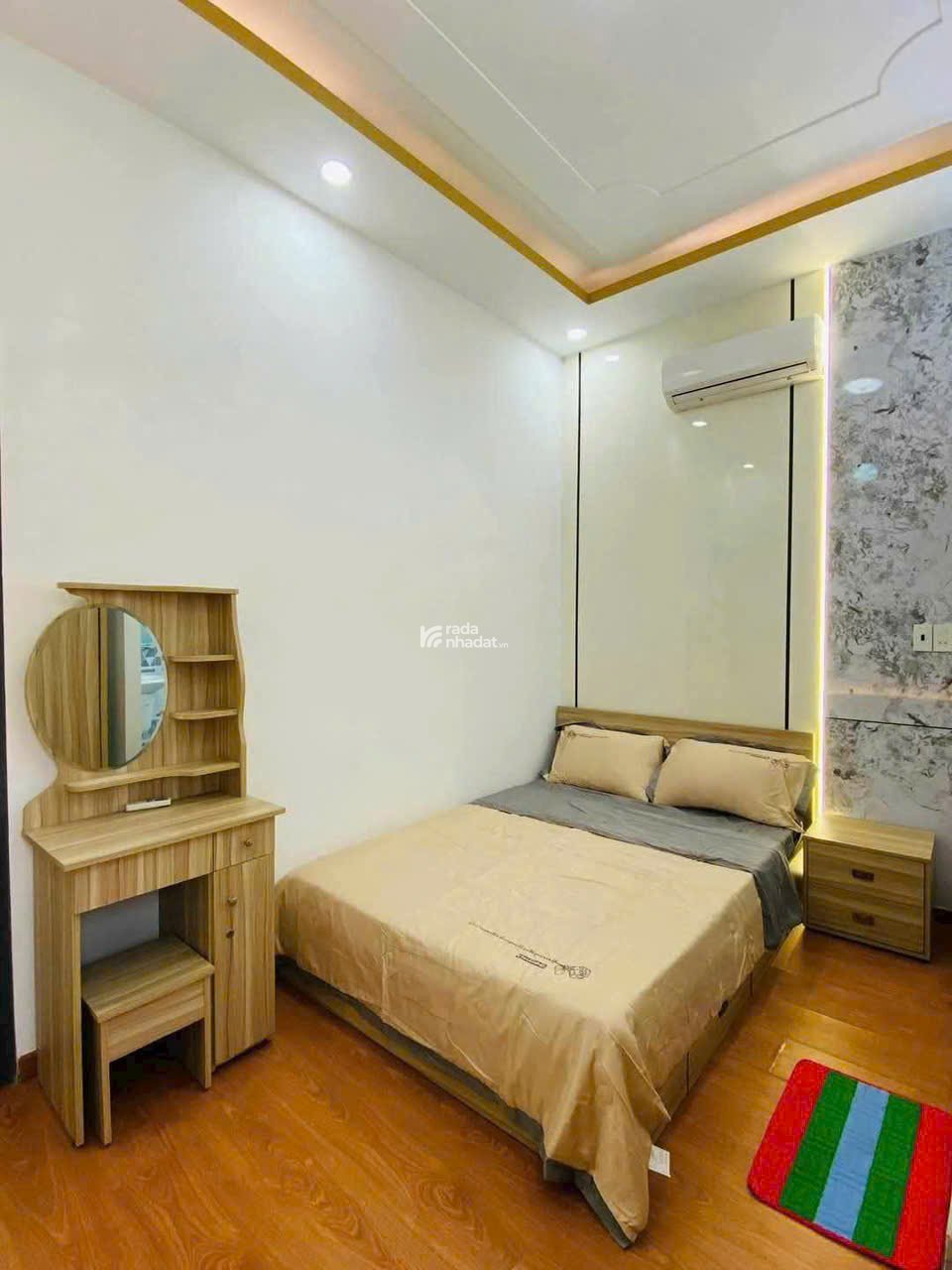   Nhà 2 tầng - HXH- đường Nguyễn Văn Khối- 4x11m- Giá 4.8 tỷ TL