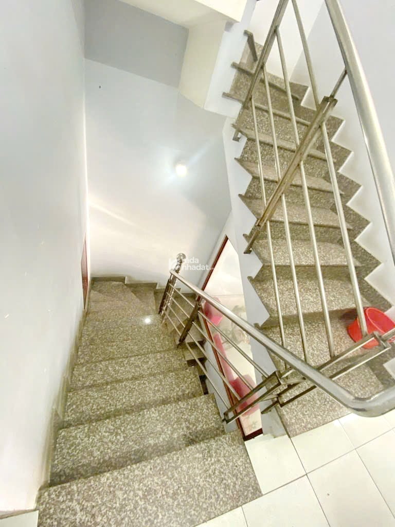 Bán nhà 2 lầu mặt tiền đường 12m KDC Bùi Minh Trực P.5 Quận 8