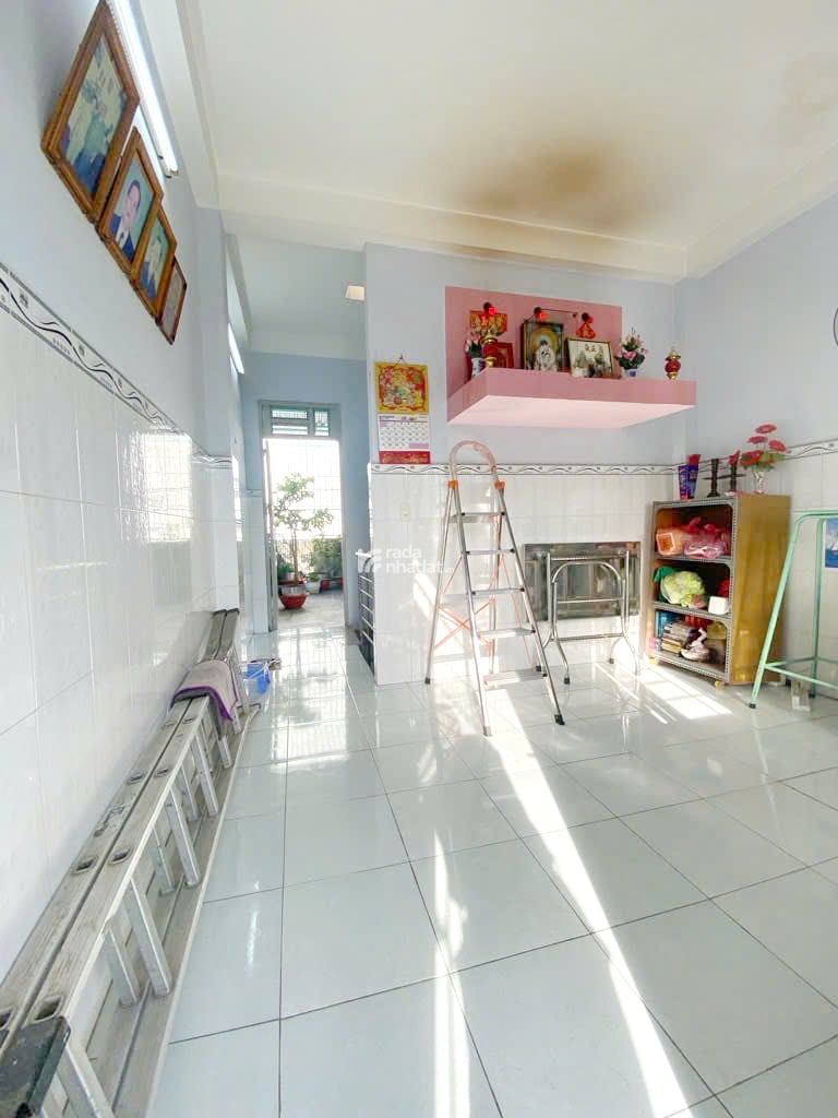 Bán nhà 2 lầu mặt tiền đường 12m KDC Bùi Minh Trực P.5 Quận 8