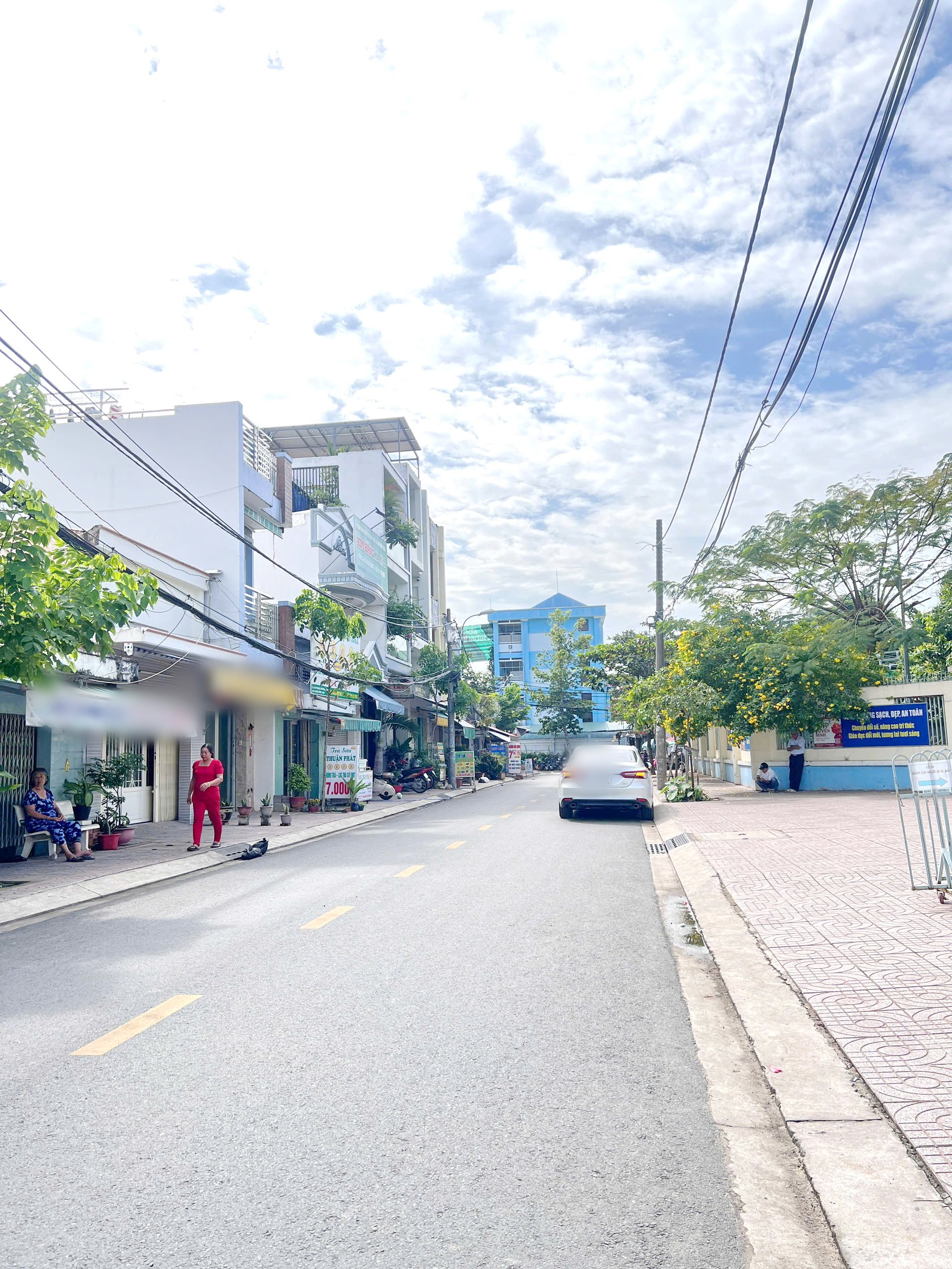 Bán nhà 2 lầu mặt tiền đường 12m KDC Bùi Minh Trực P.5 Quận 8