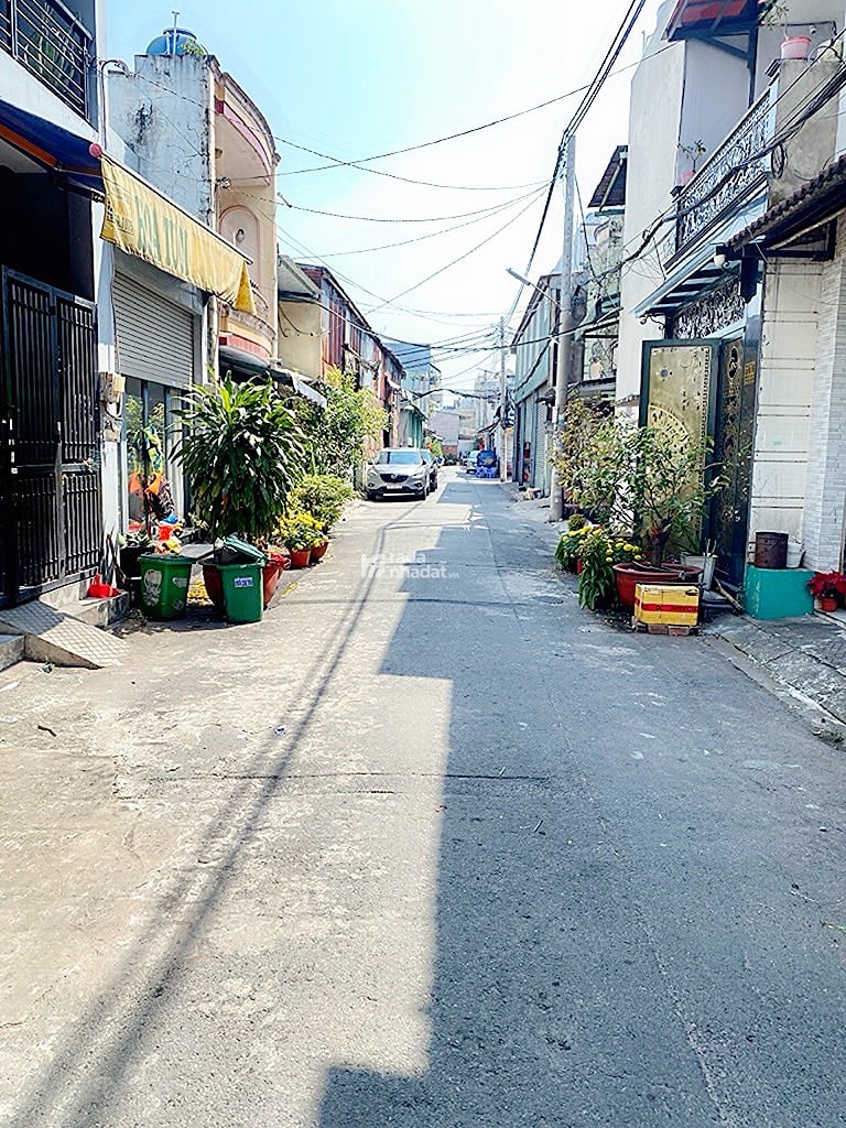 Bán nhà gần lê văn qưới bình hưng hoà a