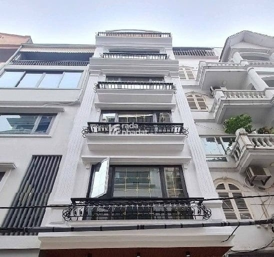 5 TẦNG CẦU GIẤY - NHÀ ĐẸP PHÂN LÔ - SỔ VUÔNG BÁNH CHƯNG - NGÕ RỘNG THOÁNG - NHỈNH 8 TỶ