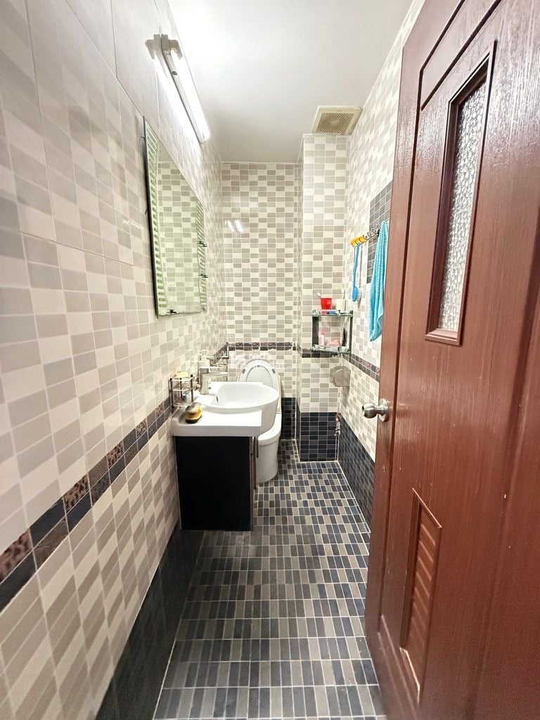 TÂN BÌNH VIP NHÀ 6 TẦNG RẤT ĐẸP - HXH NHỰA SẠCH SẼ CÁCH MẶT TIỀN 20M - 8PN CÓ THỂ CẢI TẠO THÊM