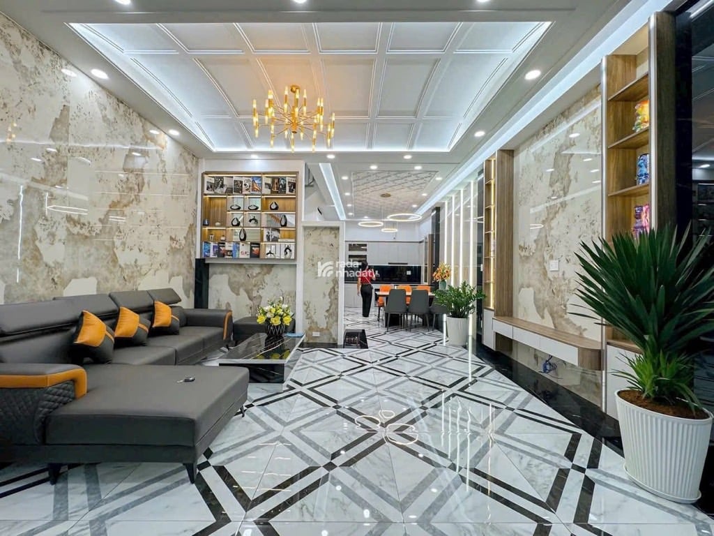 Bán Nhà Phố ĐẸP SANG 3 Tầng 3PN 4WC Hẻm Trần Văn Khánh Q7, Sát Trung Tâm Q1, Giá 6,8 Tỷ