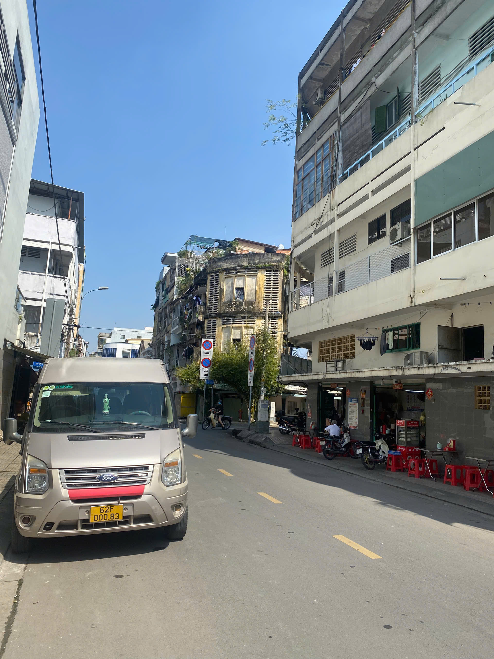 BÁN NHÀ KHU CHỢ LỚN Q5 NGANG 4M DÀI 20M KẾT CẤU SẴN 19.5 TỶ