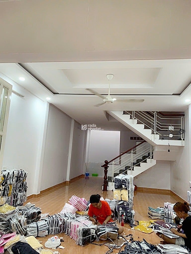 Bán nhà gần tân kỳ tân quý  bình long 