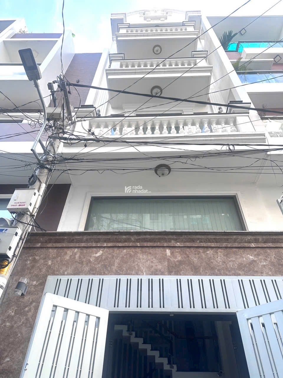 NHÀ 5 TẦNG KHU PHÂN LÔ - HẺM XE HƠI 5M - VỊ TRÍ VIP, DÂN TRÍ - CHỈ 8 TỶ 29 TL