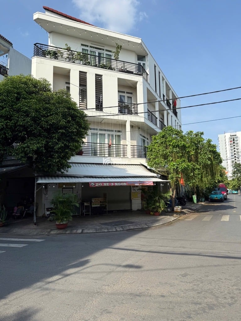 GẦN Q11, HXH LÝ THÁNH TÔNG, TÂN PHÚ, 82M2 HIẾM CÓ. GIẢM 550TR CHỈ CÒN 13.5T TL TỐT