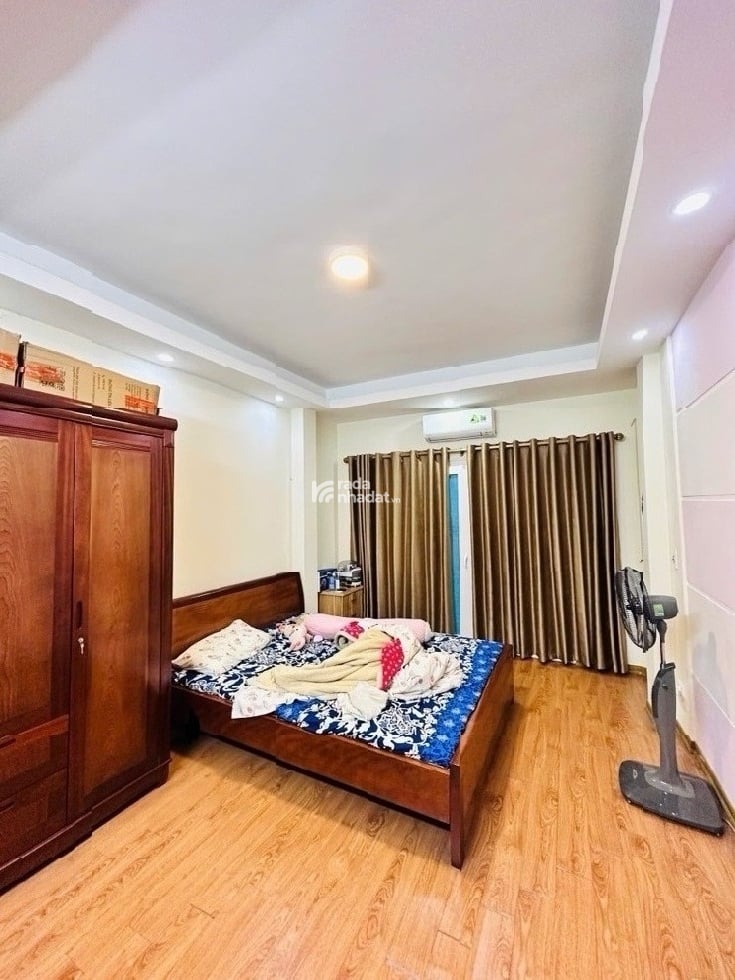 CẦU GIẤY - 5 TẦNG - NHÀ ĐẸP - SỔ VUÔNG - NGÕ NÔNG - THÔNG CÁC NGẢ - 35M2 - 7.9 TỶ