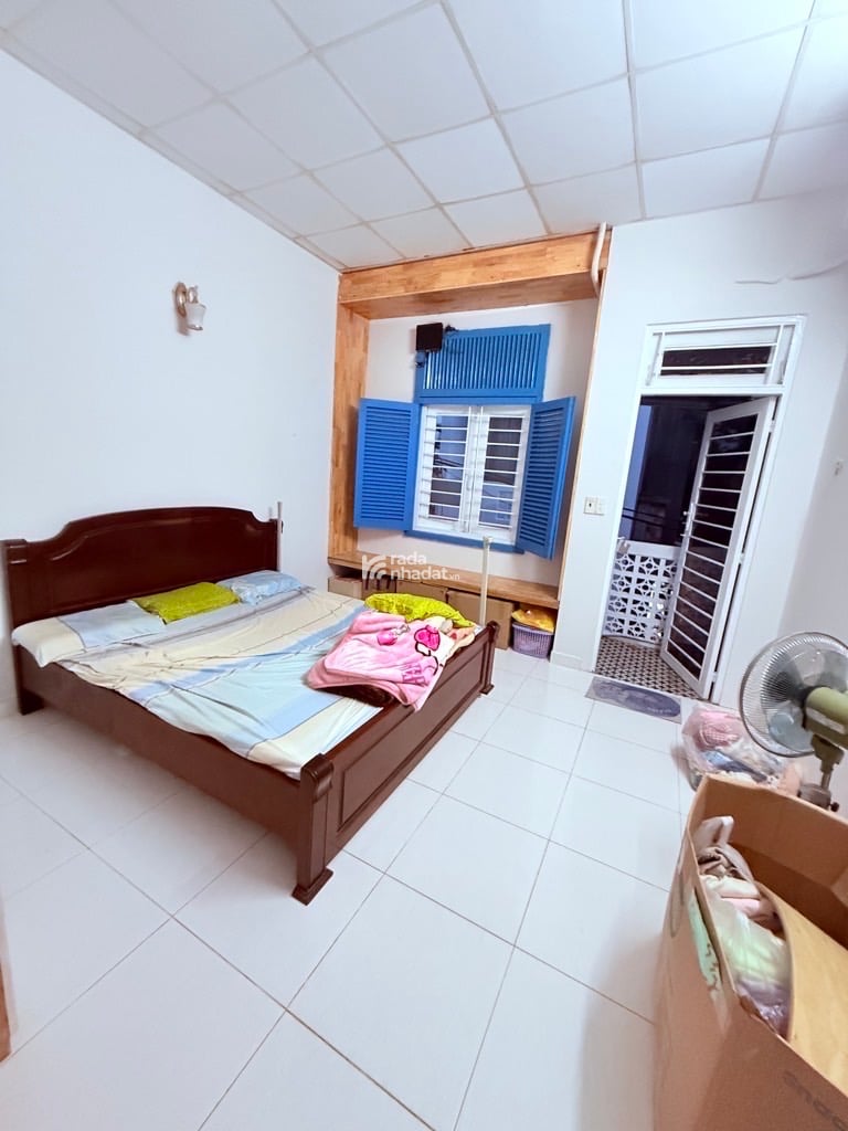 BÁN GẤP NHÀ 1 TRỆT1 LẦU PHƯỜNG TÂY THẠNH 