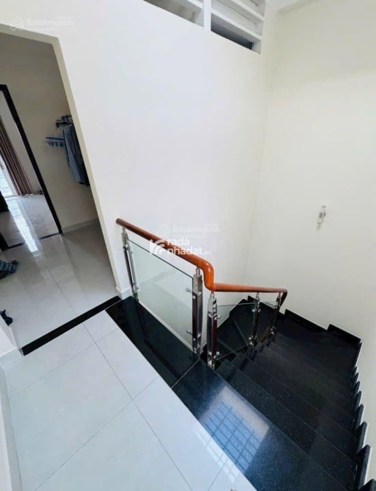 NHÀ 2 MT ĐƯỜNG SỐ 4 VÀ 6 Q6 (4X18) 4 TẦNG. GIÁ 12,5 TỶ
