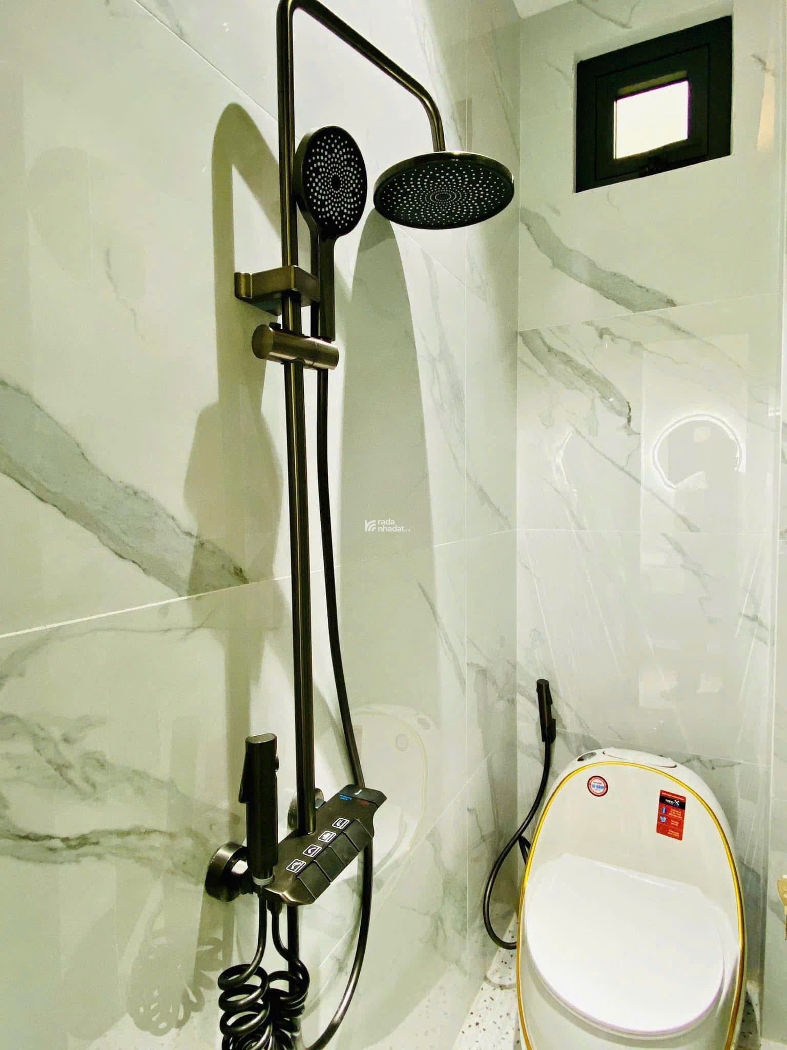 Bán nhà sẵn hợp đồng cho thuê 10tr/tháng. Tại Lê Văn Việt P.Long Thạnh Mỹ Thủ Đức, giá 2tỷ390tr.