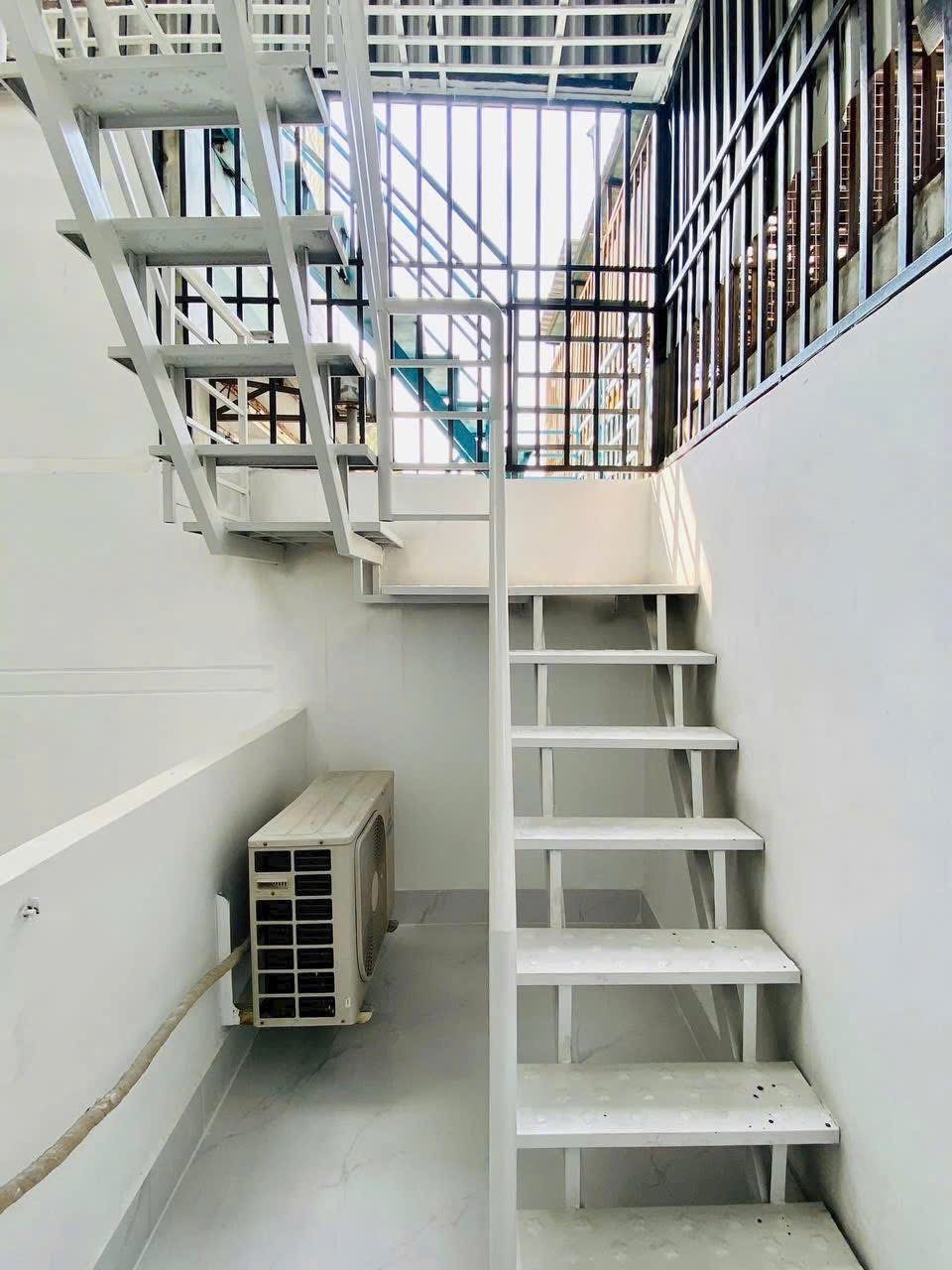 Nhà giá tốt 4tỷ450tr DT 54.3m2 Nguyễn Văn Săng P. Tân Sơn Nhì Q. Tân Phú, đang cho thuê 9tr5/ tháng