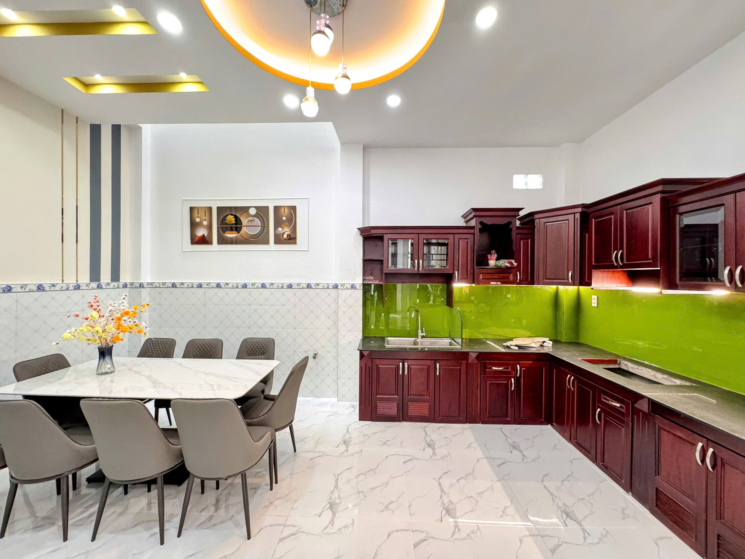 BIỆT THỰ NHÀ MỚI ĐÚC 3 TẤM , DT 6X18M GIÁP TÂN PHÚ . GIÁ 9,1 TỶ THƯỢNG LƯỢNG 